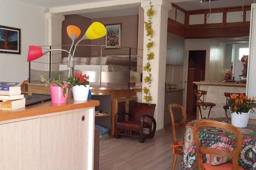 Loft Au Centre Ville, Calme, 200M De La Plage Сен-Жан-де-Люз Экстерьер фото